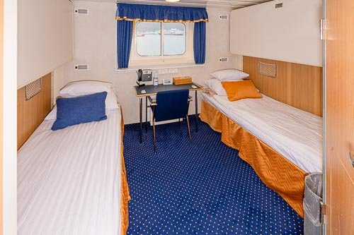 Cabin 408 - Deluxe twin