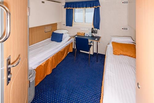 Cabin 410 - Deluxe twin